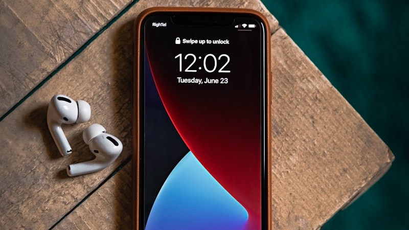 iPhone photo library auto-organized into Smart Albums